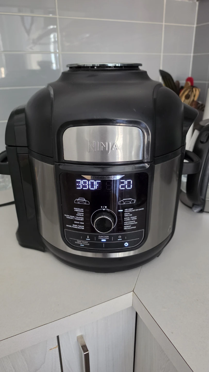 Ninja Foodi Deluxe Pressure Cooker