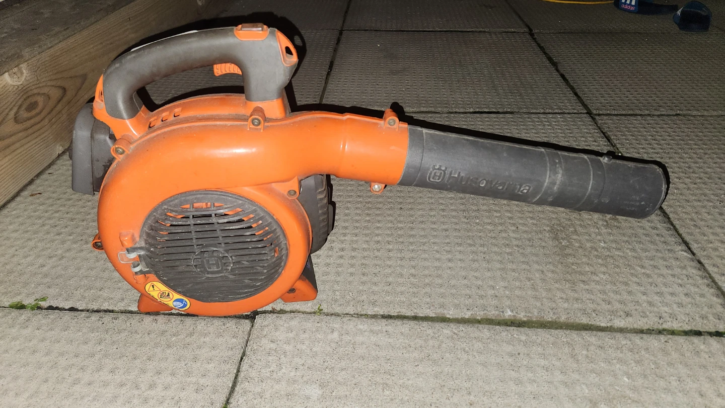 Husqvarna 125BV X-Series Leaf Blower - photo 4