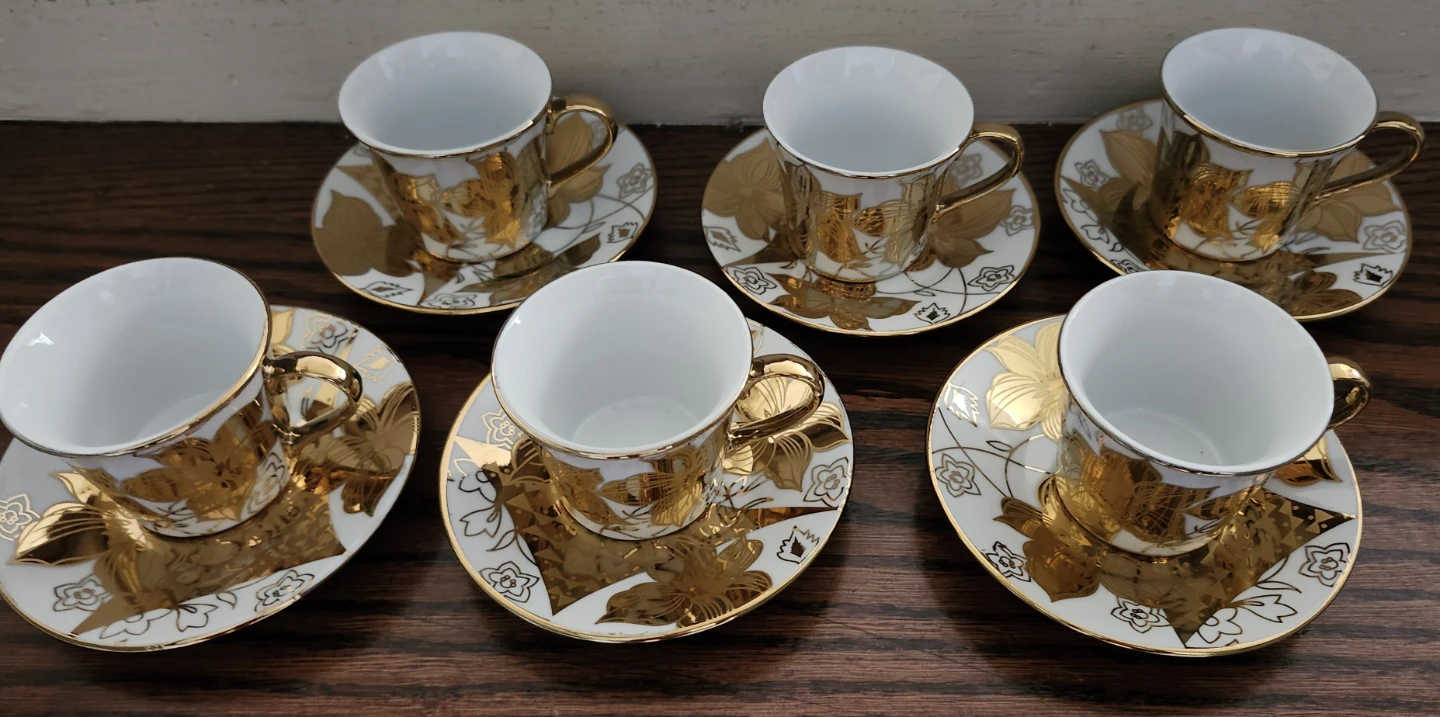 Set of 6 Gold Floral Design Coffee Cups and Saucers - photo 2