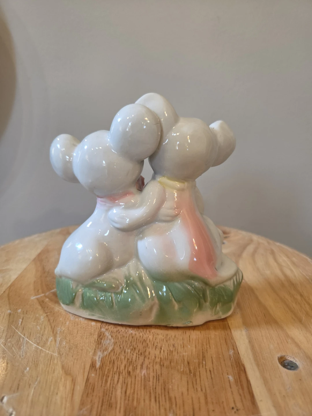 Vtg Ceramic Mice Figurine with Roses 4.5" - photo 3