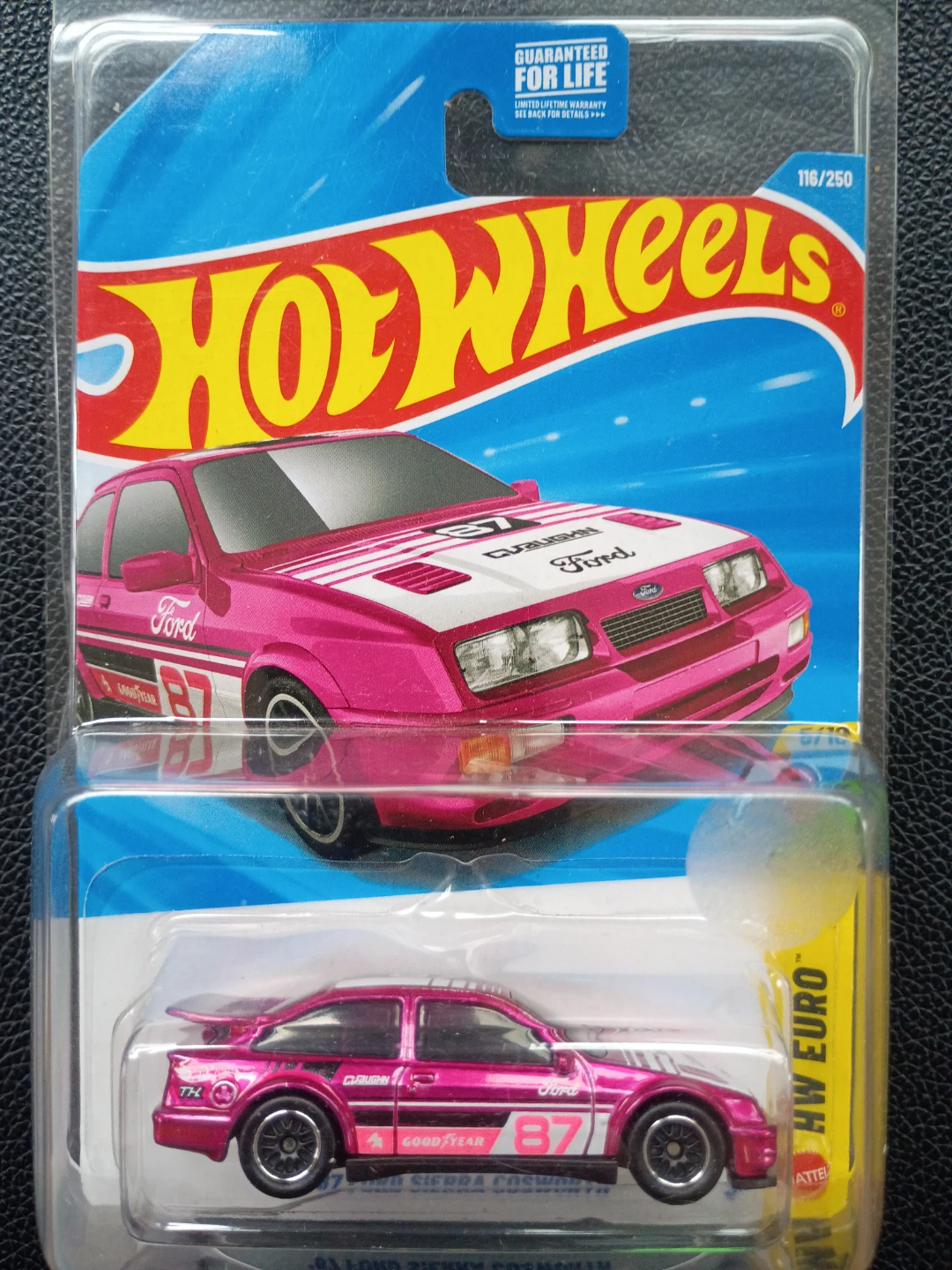 Hot Wheels '87 Ford Sierra Cosworth Super Treasure Hunt