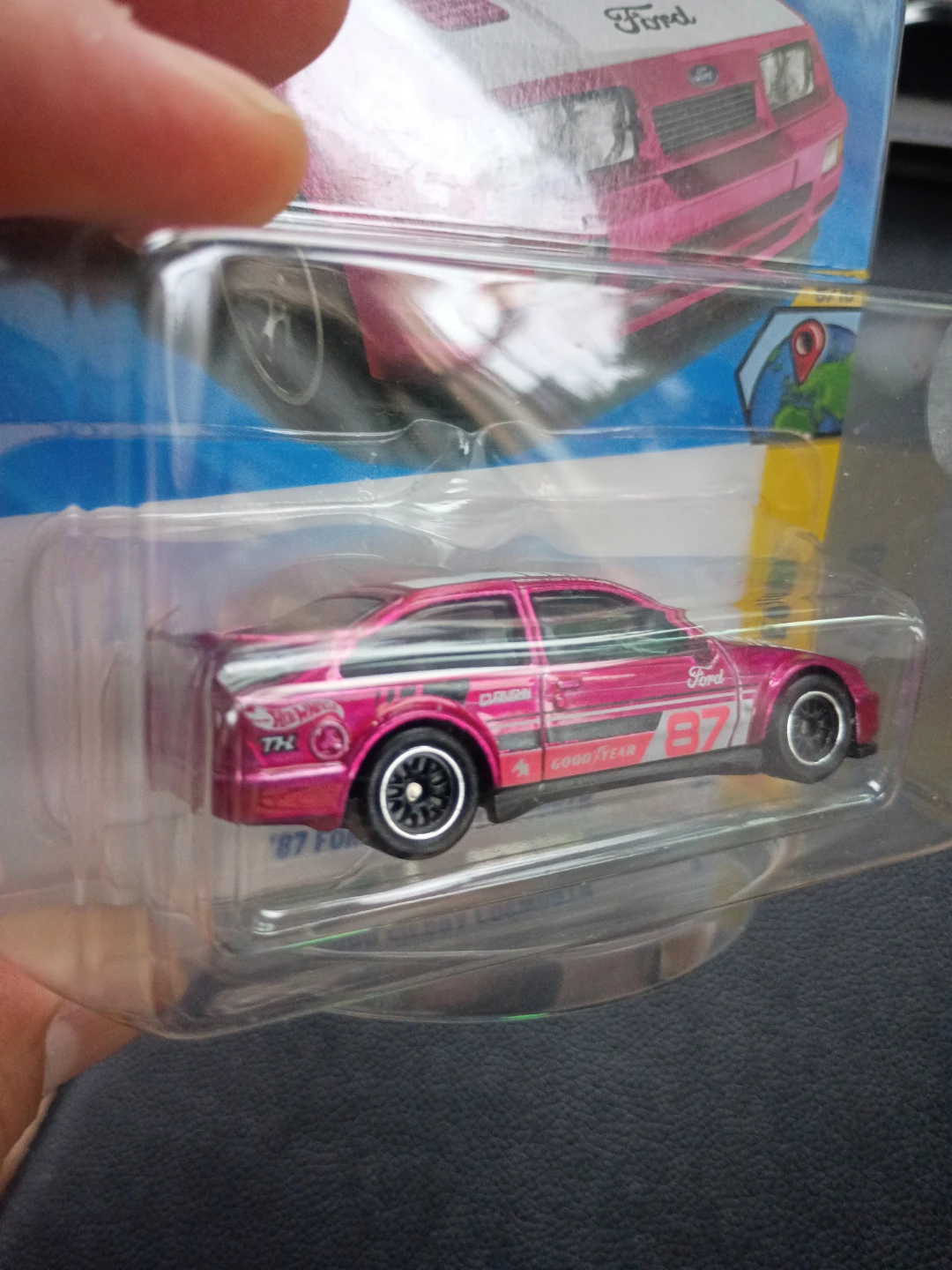 Hot Wheels '87 Ford Sierra Cosworth Super Treasure Hunt - photo 2