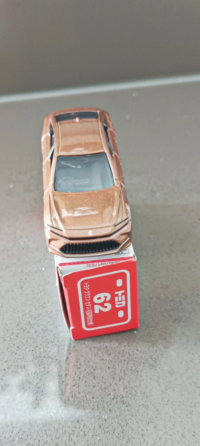 Tomica Toyota Crown Sedan Diecast Car