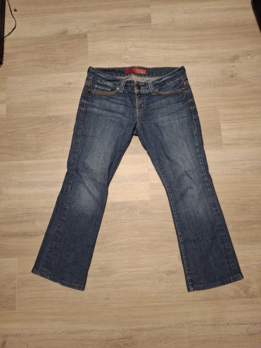 Lowrise Vintage Guess Jeans
