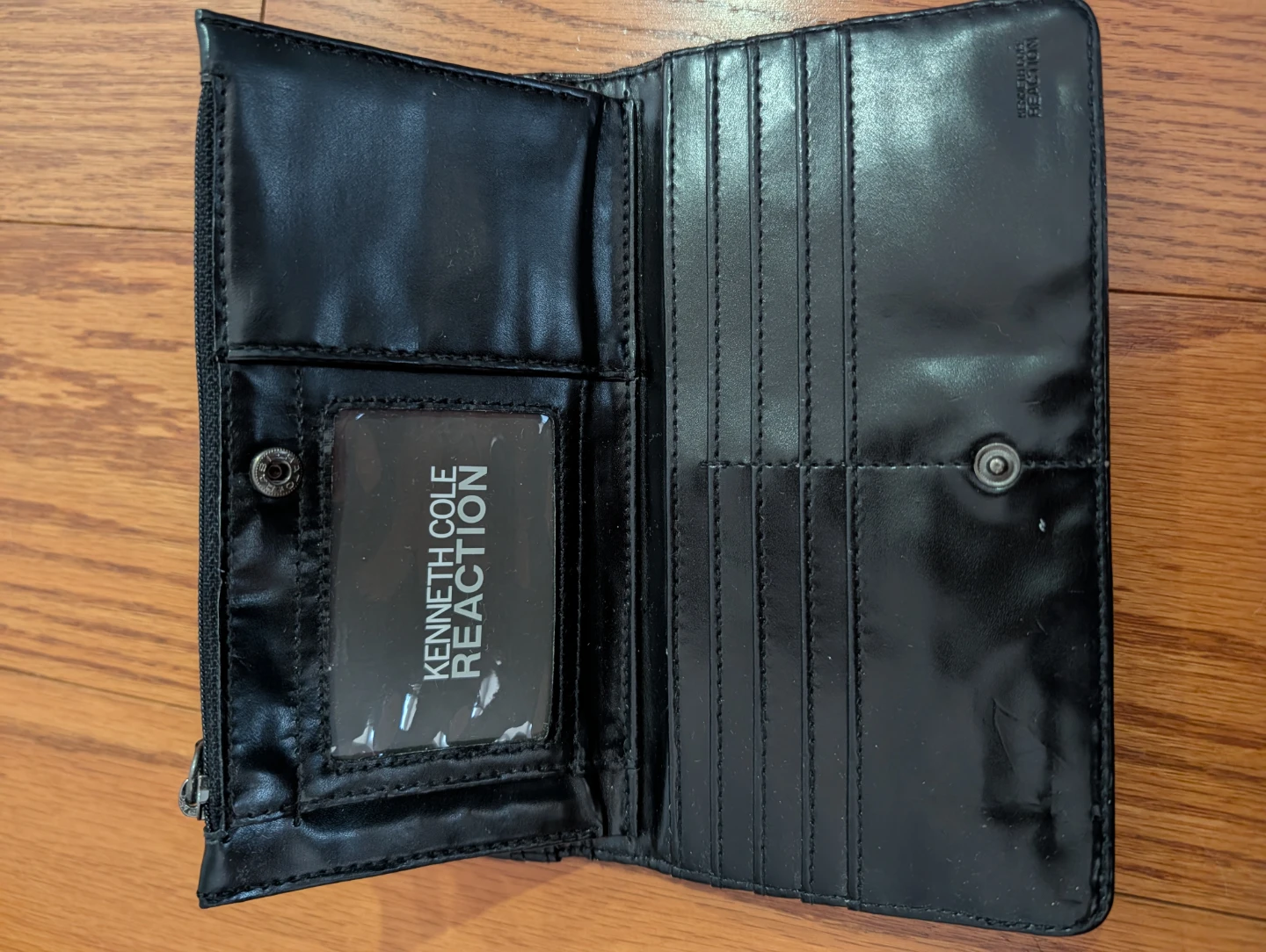 Kenneth Cole Reaction Black Textured Wallet - photo 2