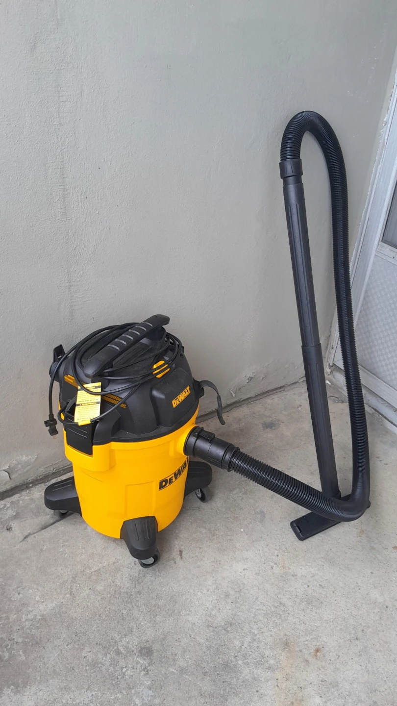 Dewalt DXV06PL 4HP 6 Gallon Wet/Dry Shop Vacuum