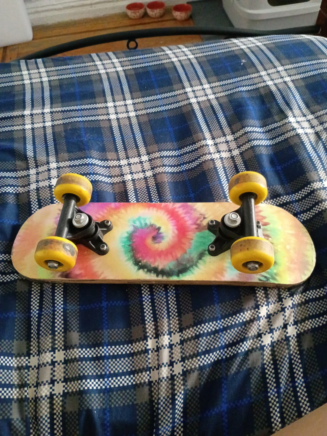 Tie-Dye Skateboard - photo 3