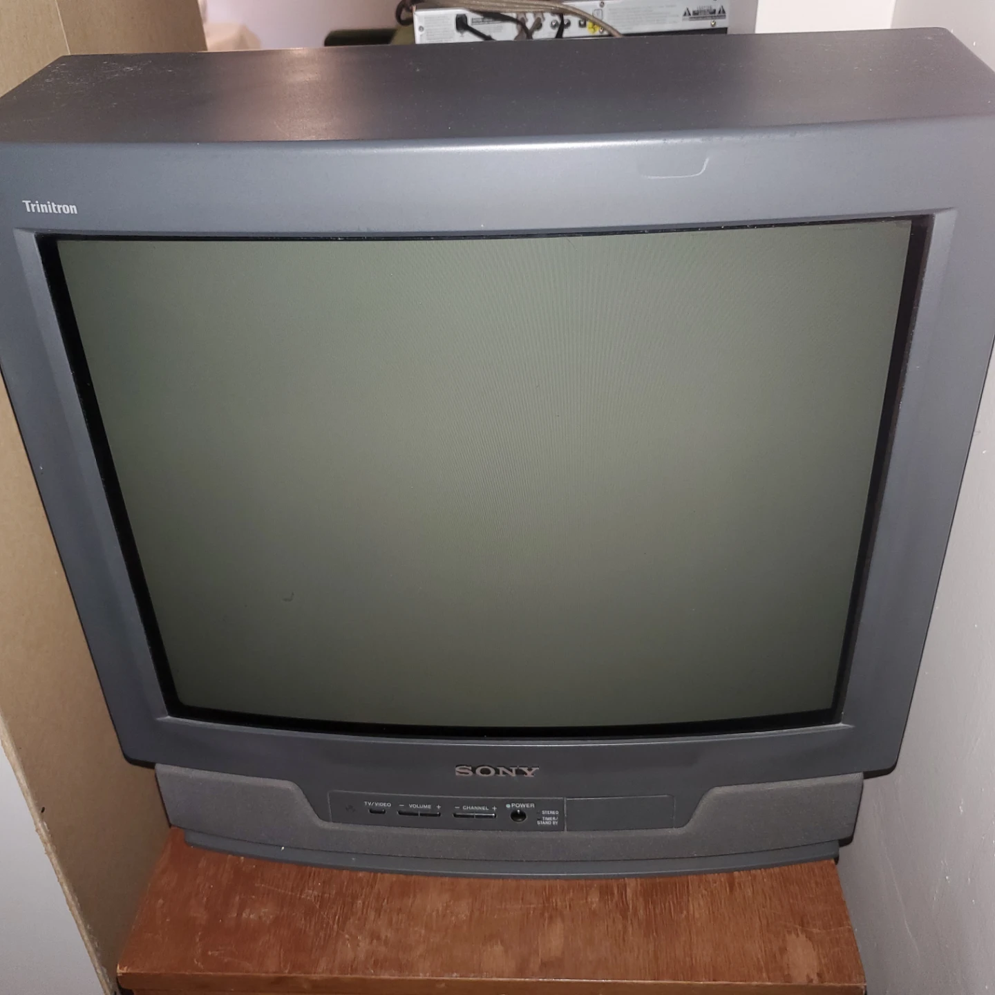 Tv Sony Trinitron 21" CRT Television
