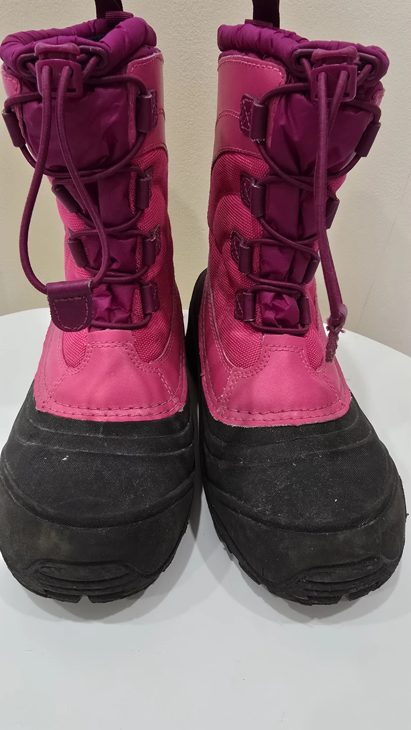 The North Face Pink Insulated Winter Boots Youth Size 4