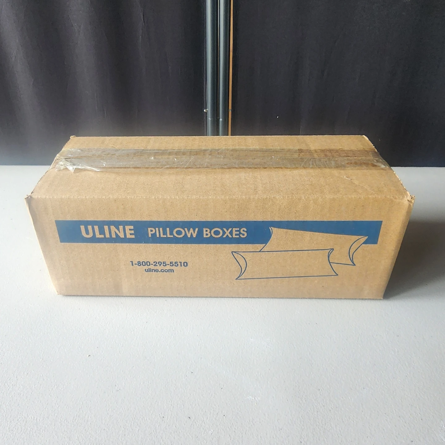 Uline White Pillow Boxes 12" x 4 3/4" x 1 1/4" (100 count) - photo 4