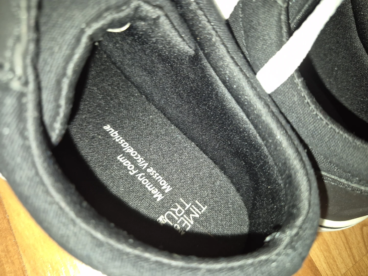 Women's Sneakers ,Size 9 - photo 3