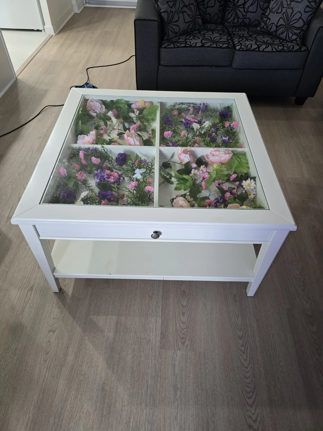 White Coffee Table with drawer