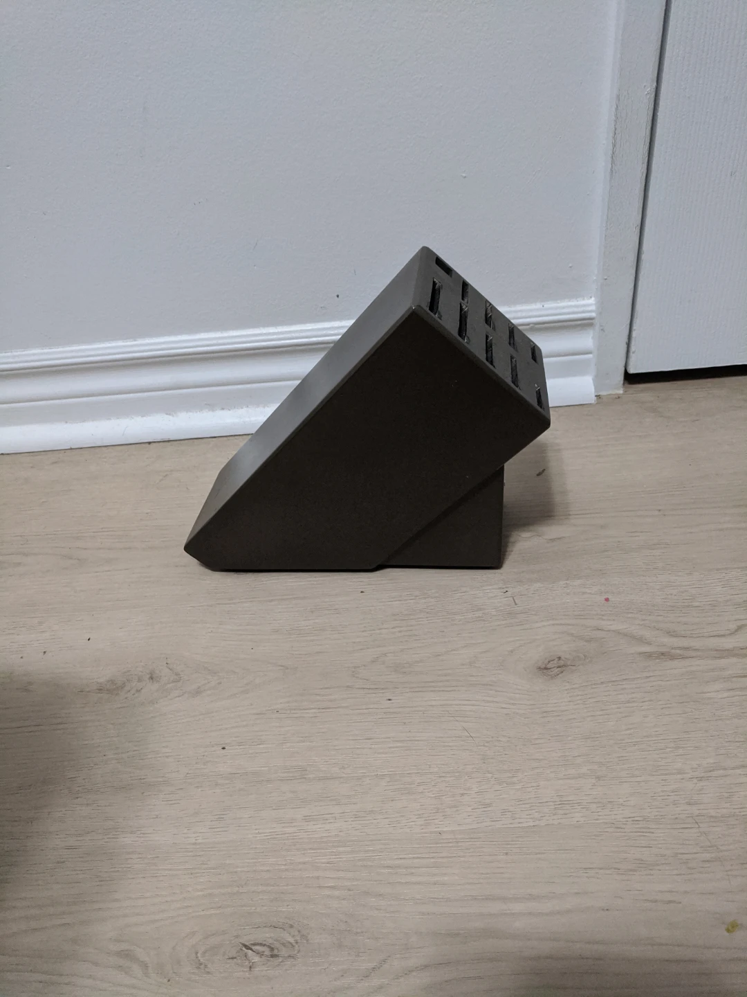 wood knife block in bronze