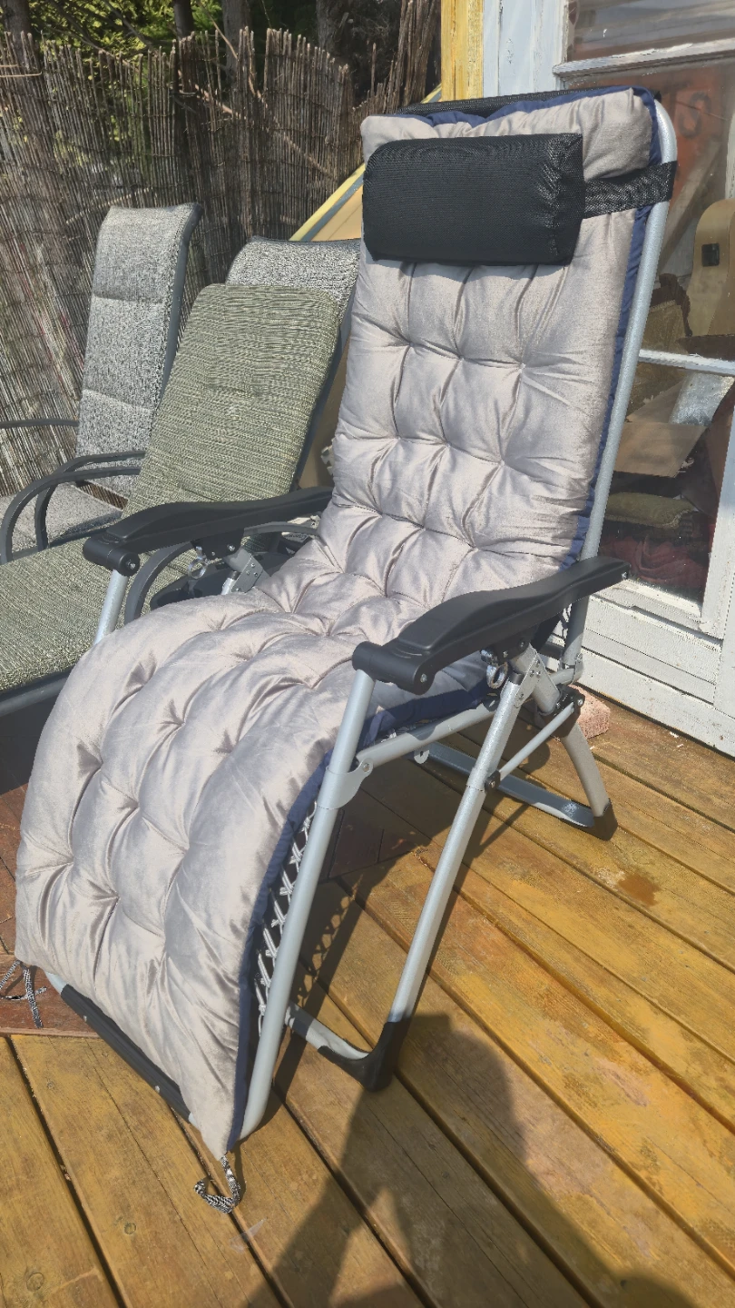 Zero Gravity Chair with Cushion - photo 3