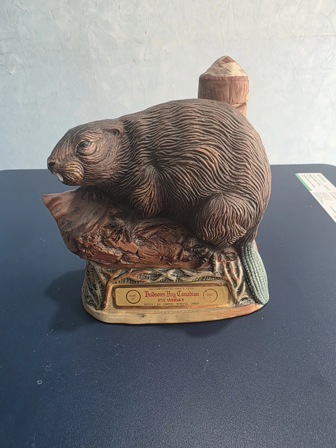 Hudson's Bay Canadian Rye Whisky Beaver Decanter 25 oz