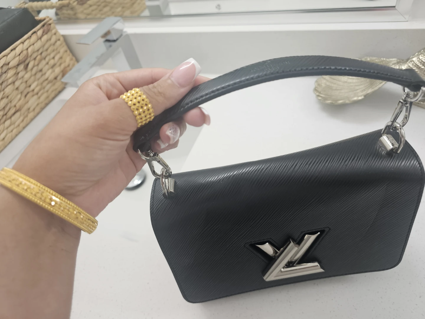 Louis Vuitton Black & Red Epi Leather Twist MM Handbag - photo 2