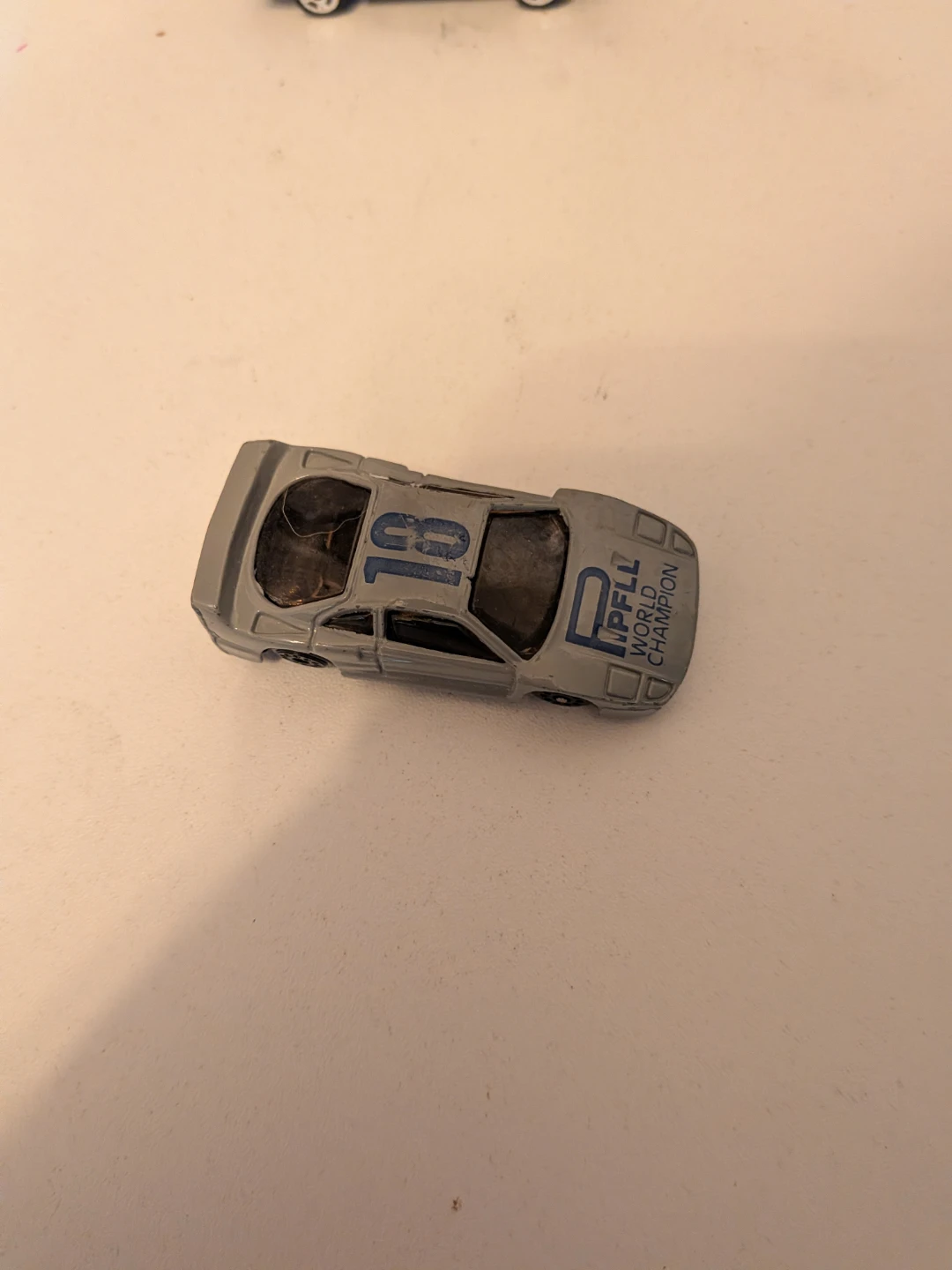 Diecast World Champion 18 Race Car - photo 3