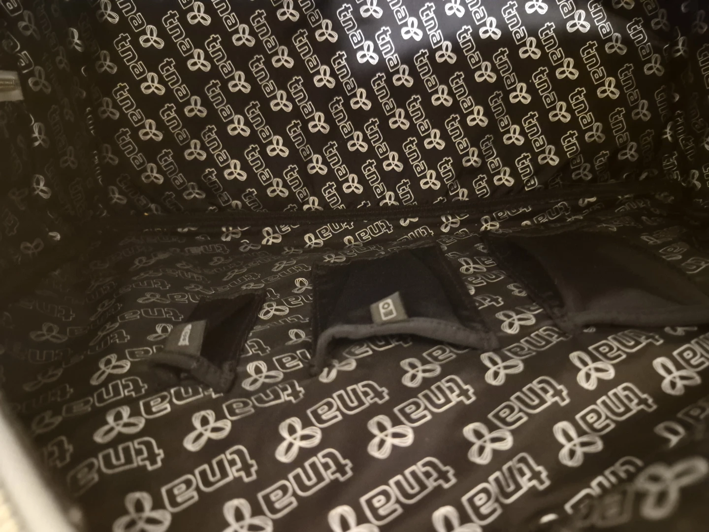 Aritzia TNA Silver Metallic Throwback Duffle Bag - photo 5