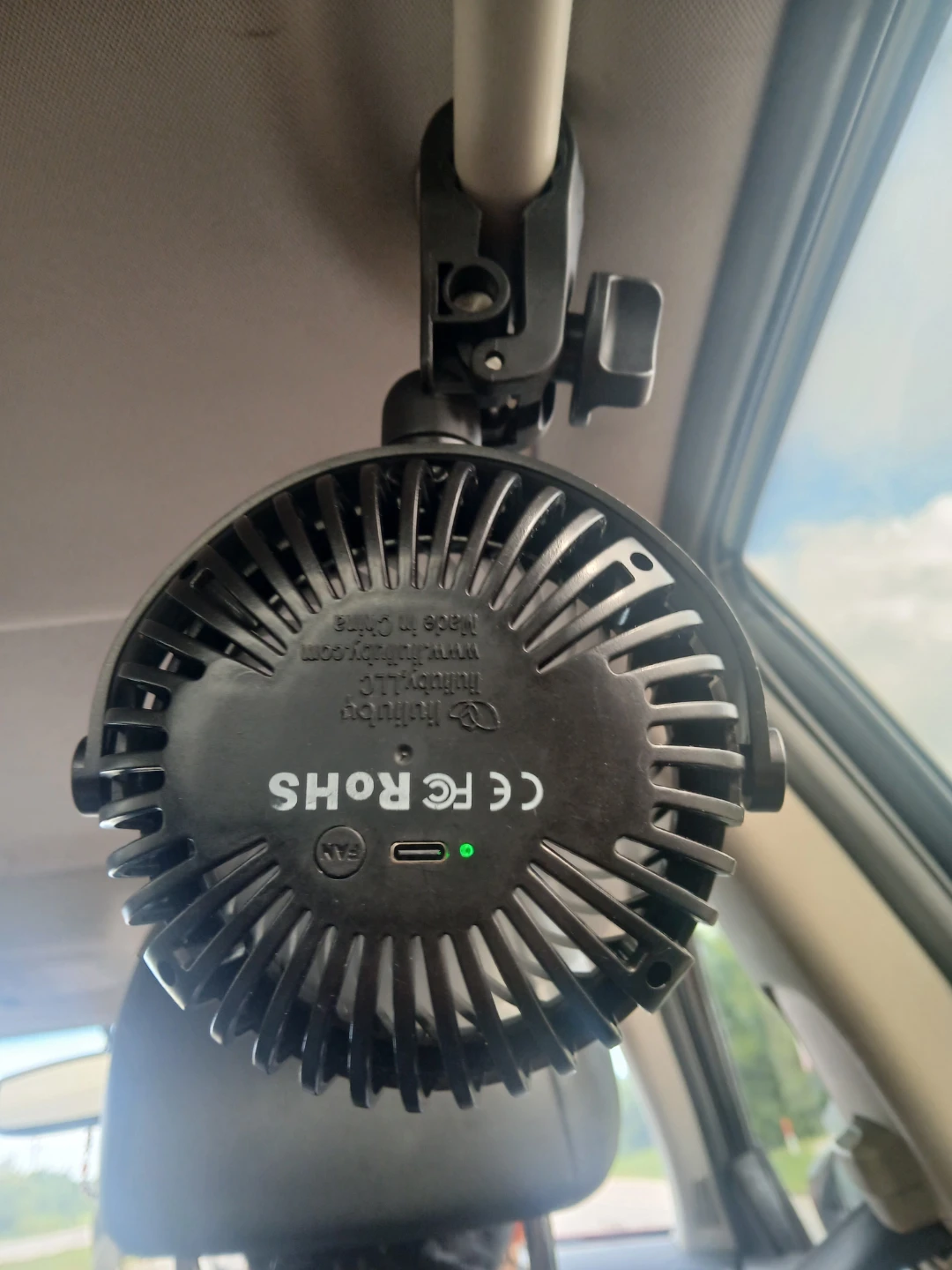 Liuliuby Portable Car Fan - photo 4