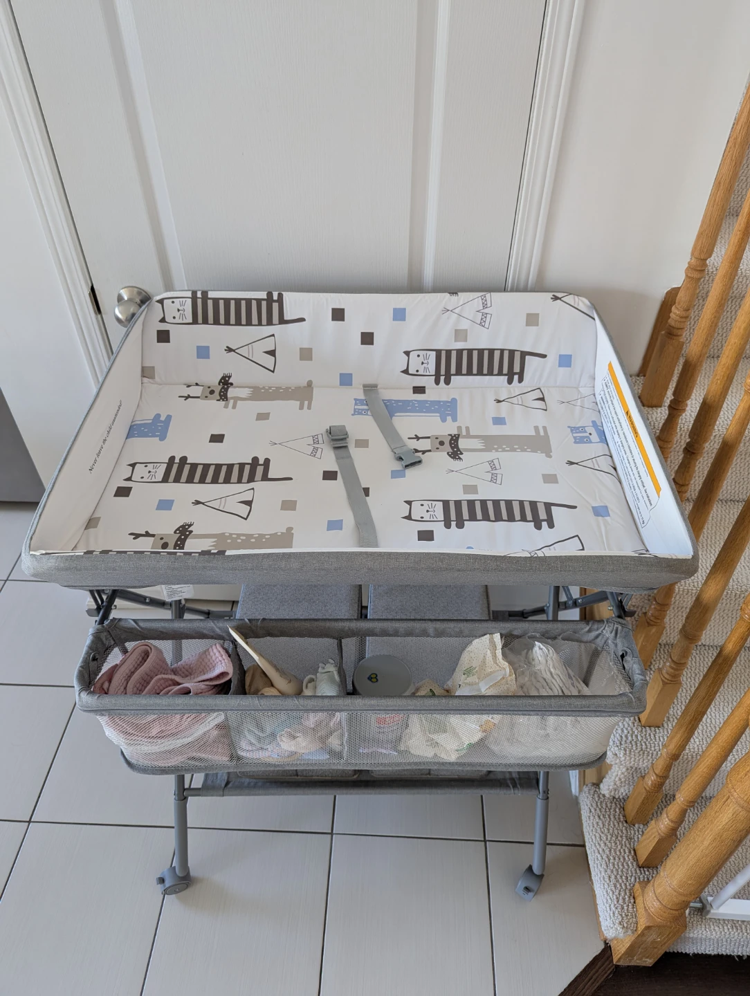 Maydolly Changing Table with Storage Baskets - photo 2