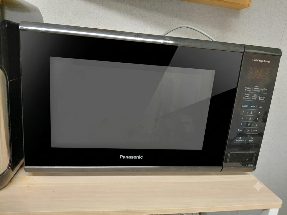 Panasonic 1100W High Power Microwave
