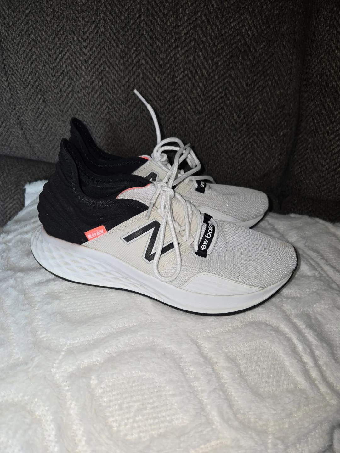 New Balance shoes girls size 8