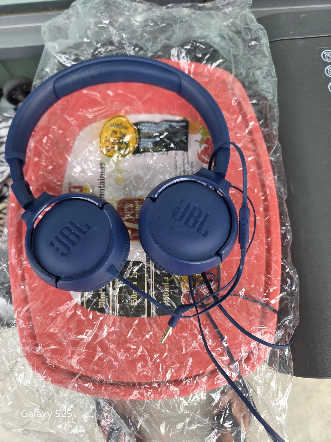 JBL Wired Headphones - photo 2