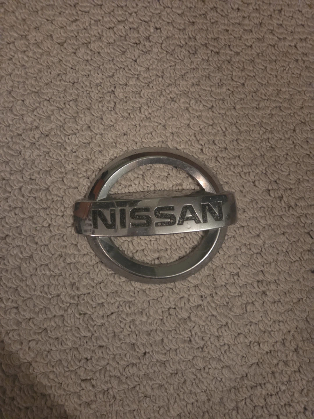 Nissan altima and nissan rogue OEM emblems - photo 2