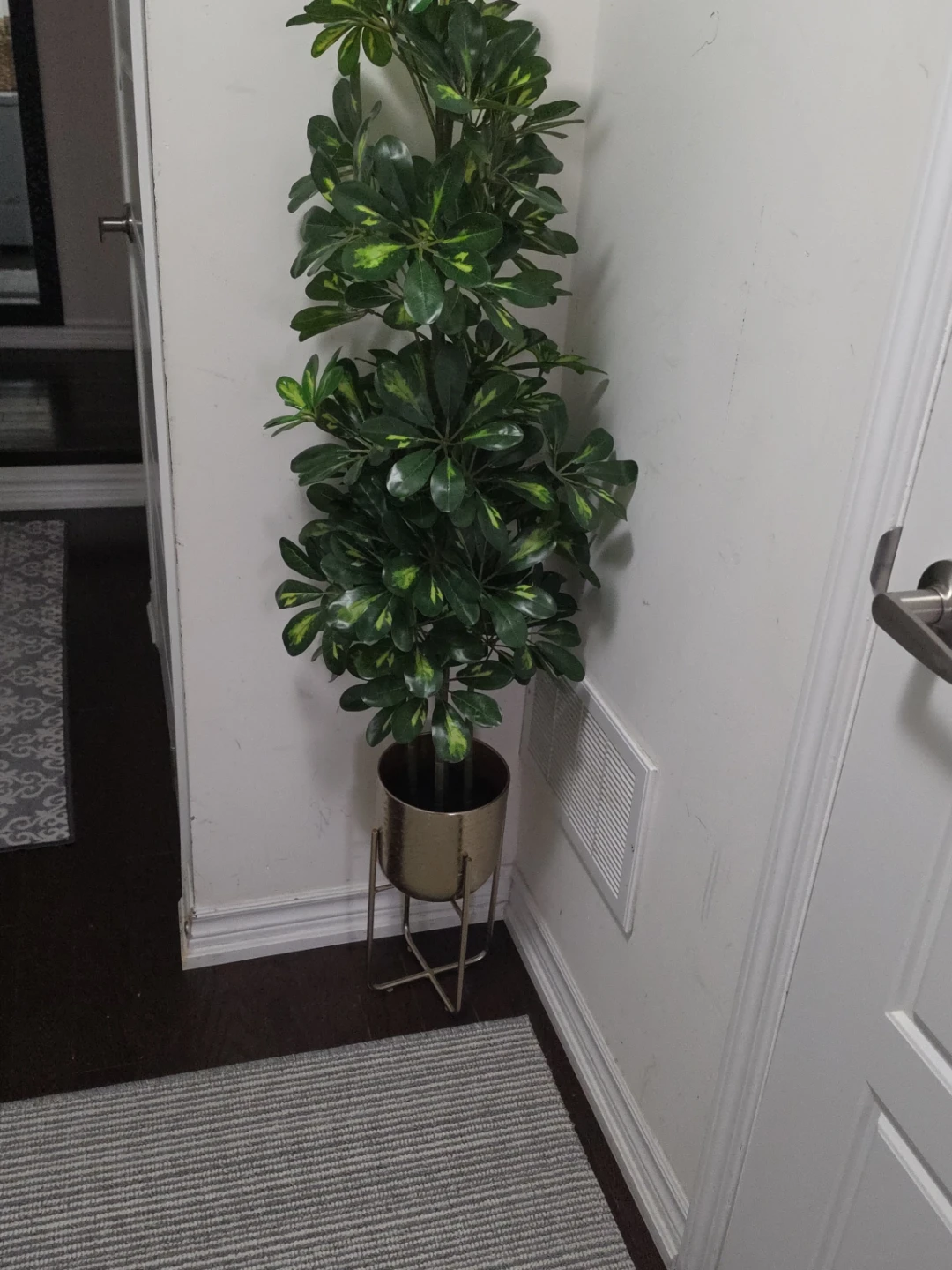 Artificial Schefflera Tree Plant in Gold Planter