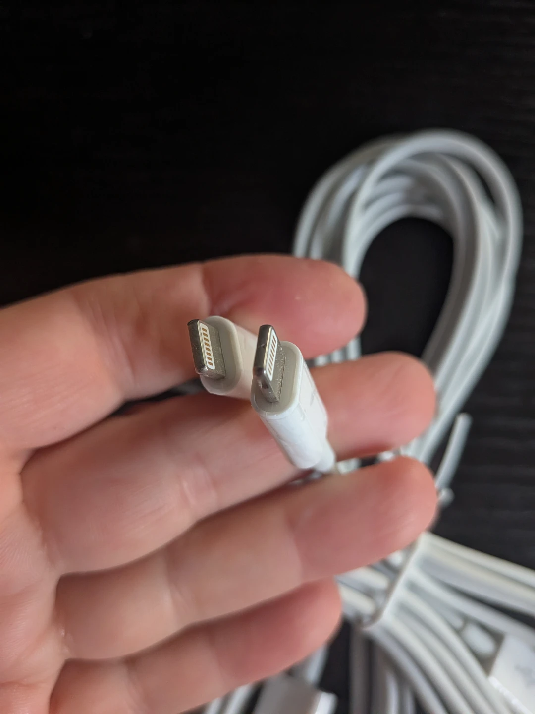2x White Apple Lightning to USB Cables - photo 4
