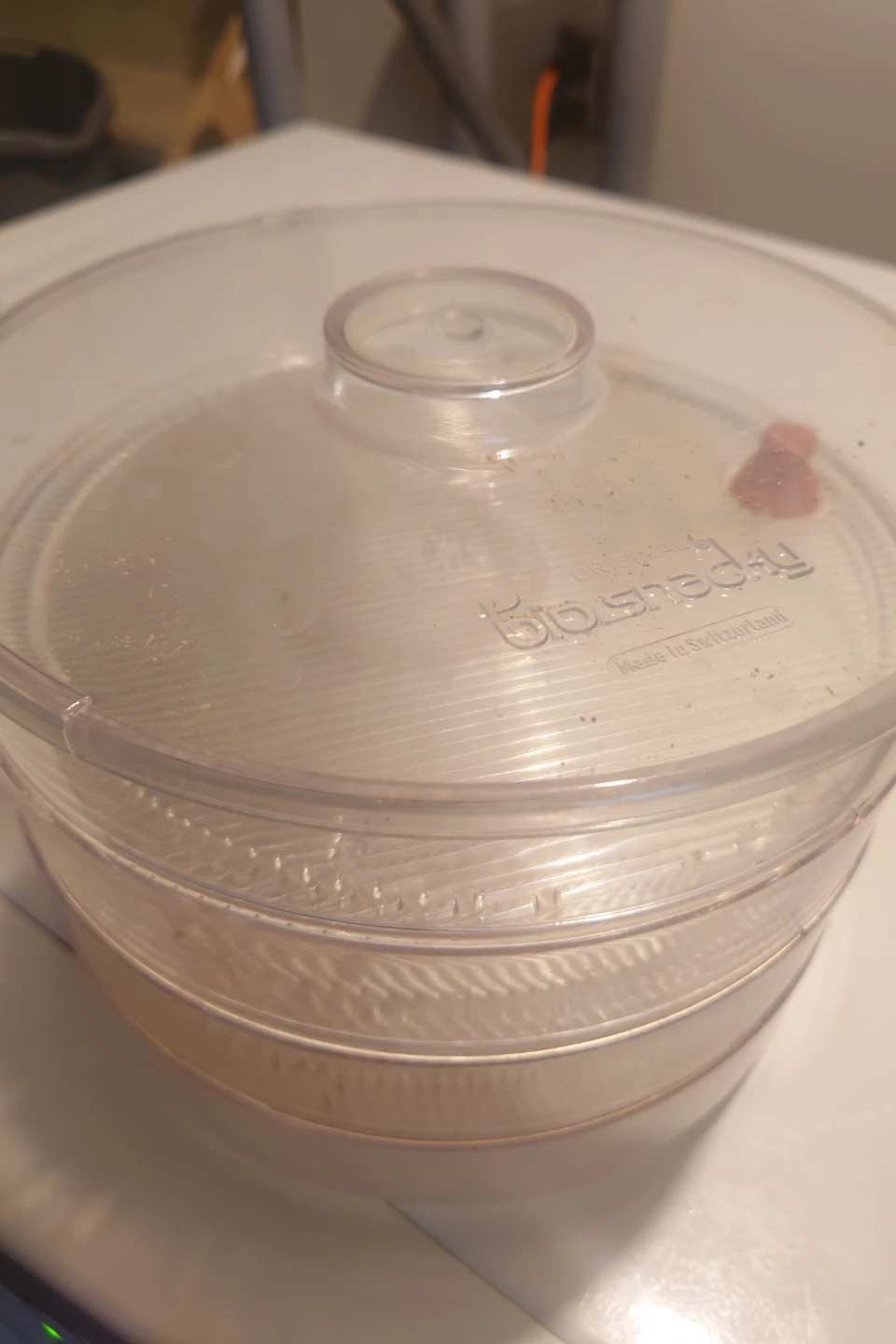 Multi-layer sprouting container