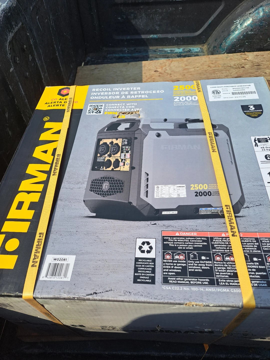 FIRMAN 2500 Watt Portable Generator