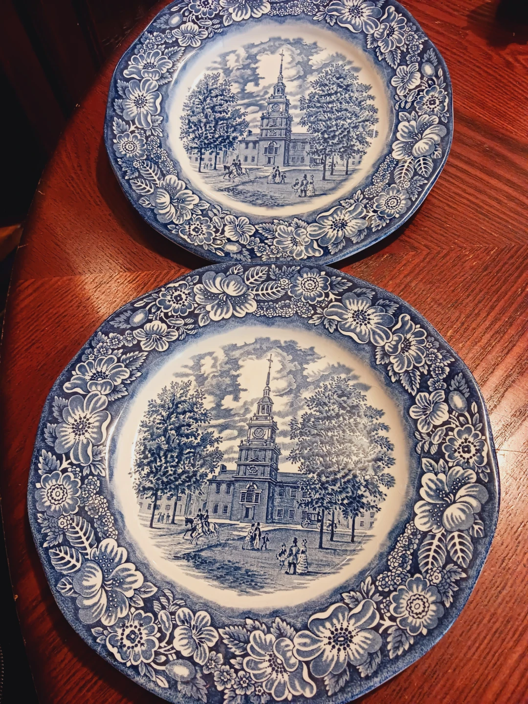 Liberty Blue Independence Hall Plates (Set of 2)