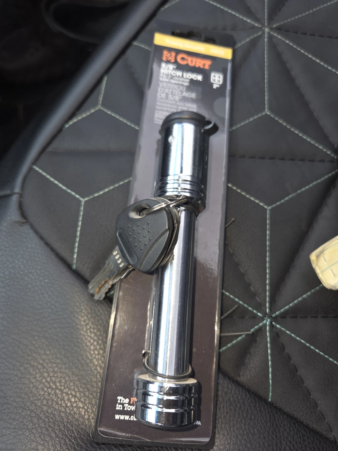 CURT 5/8" Hitch Lock