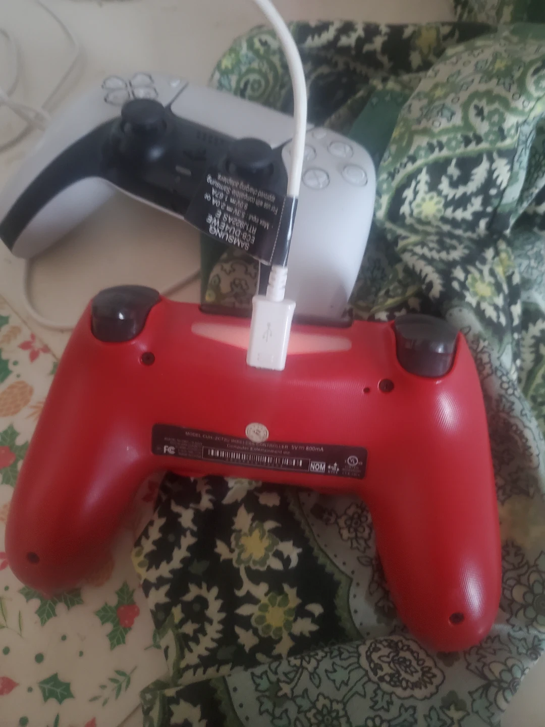 Red Sony PlayStation DualShock 4 Wireless Controller CUH-ZCT2U