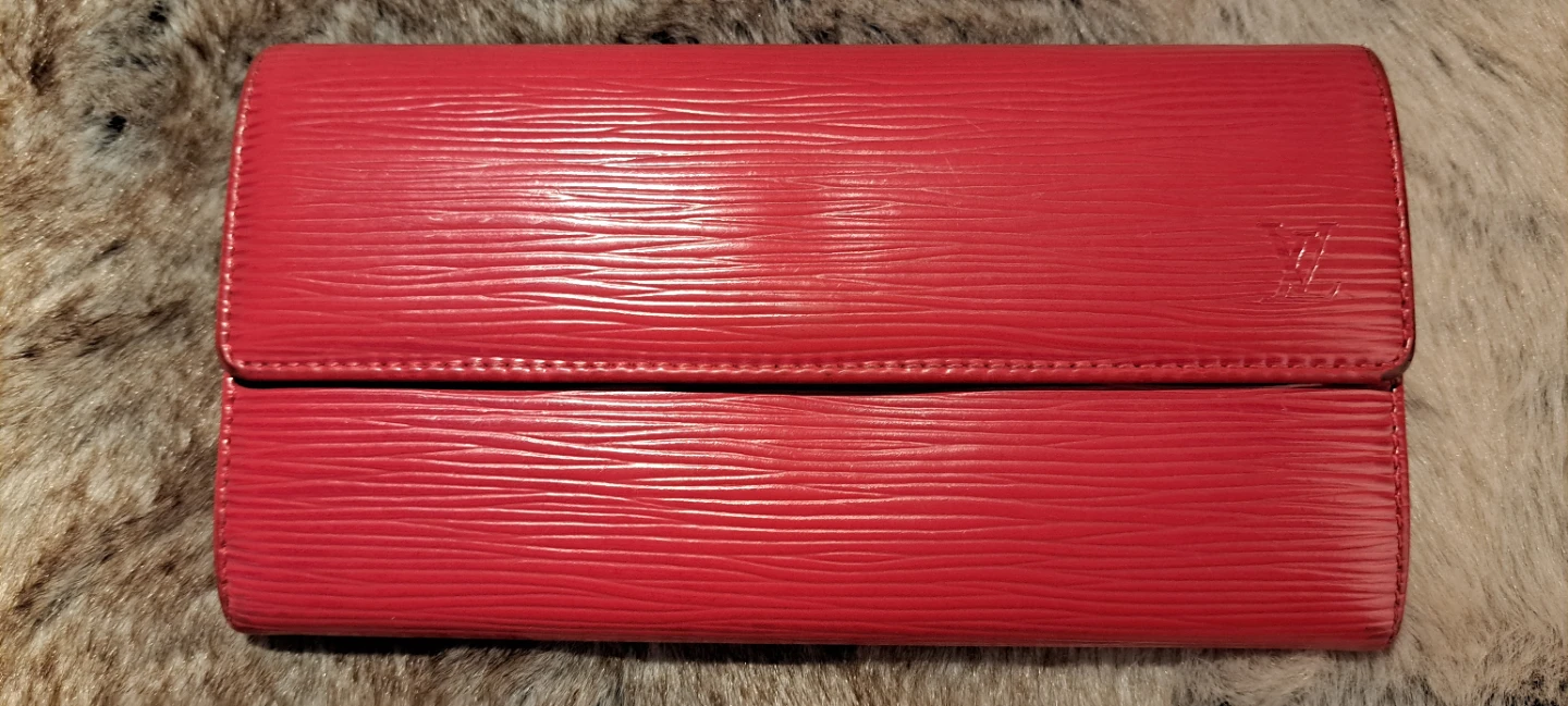 Louis Vuitton Epi Leather Zippy Wallet