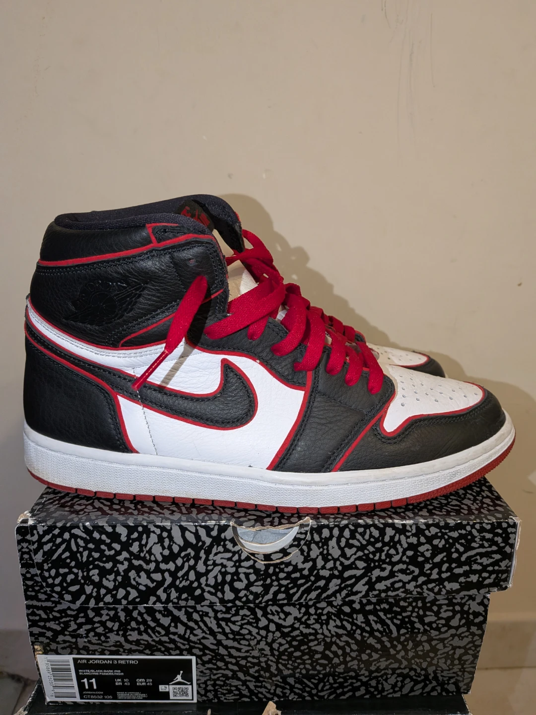 Air Jordan 1 Retro High OG Sneakers - photo 2