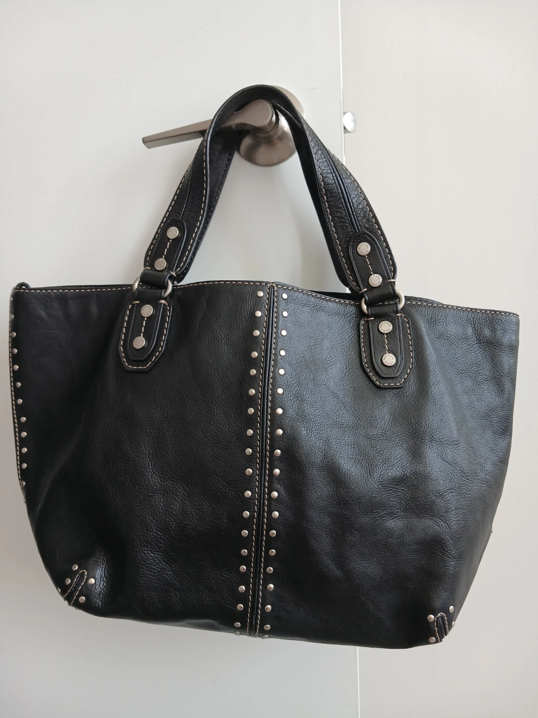 Michael Kors Black Leather Studded Tote Bag - photo 5