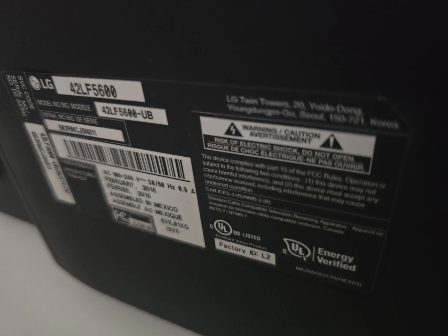 2 free TVs 55" and 40" - photo 2