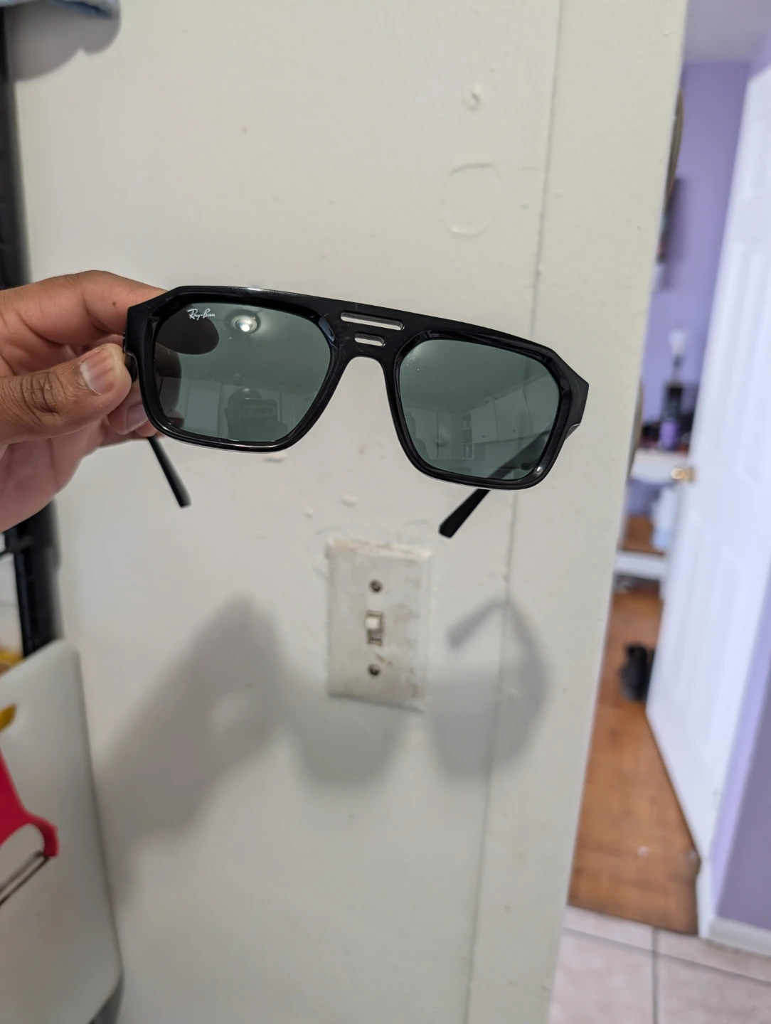 Ray-Ban Sunglasses with Case - photo 4
