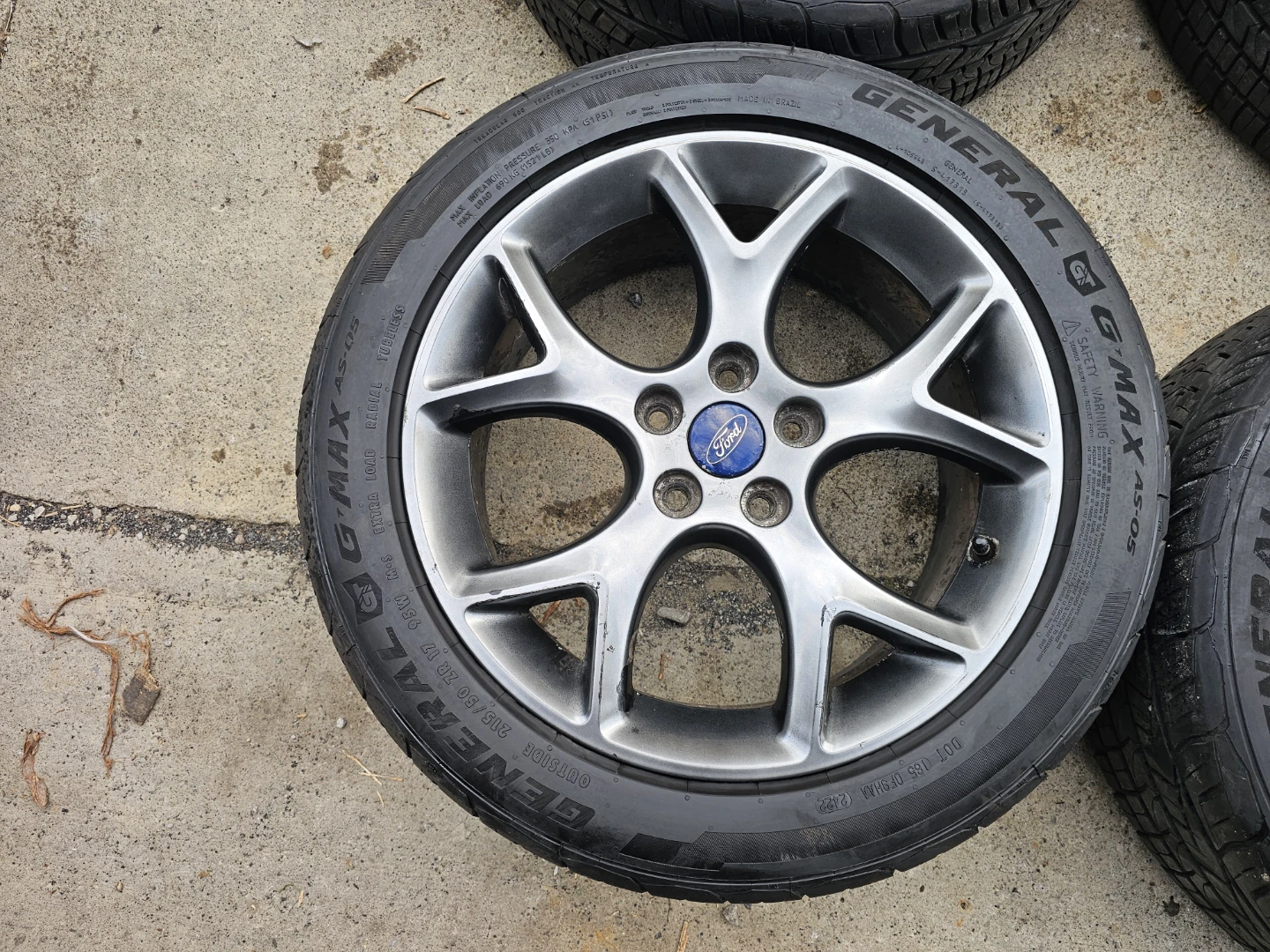 FORD FOCUS O.E.M RIMS AND ALL SEASON TIRES 215/50 R17 - photo 2