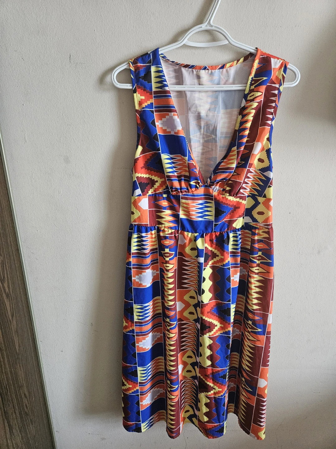 XL Women's Sleeveless V-Neck Maxi Dress - photo 2