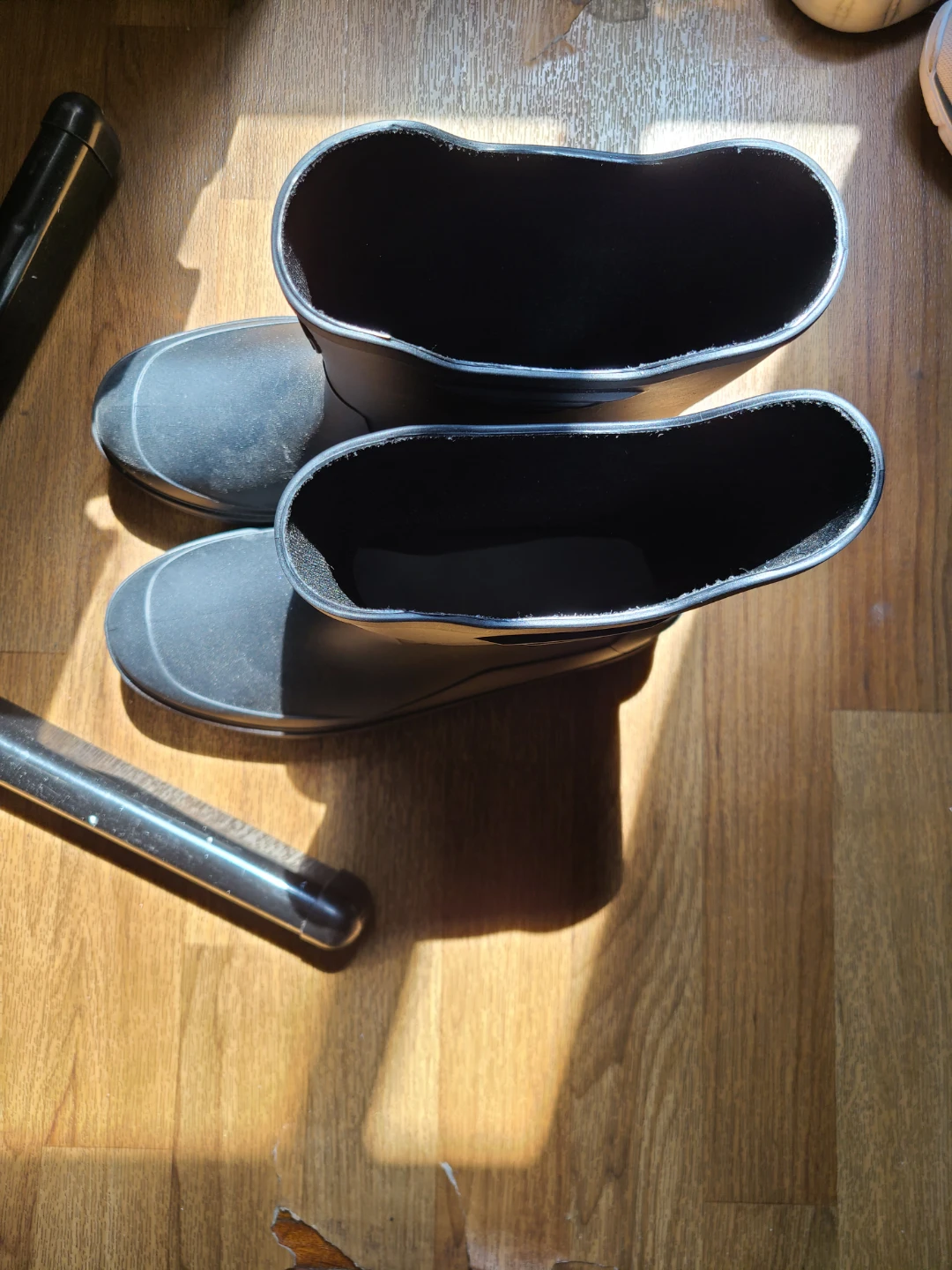 Mens rain boots size 10.5 - photo 2