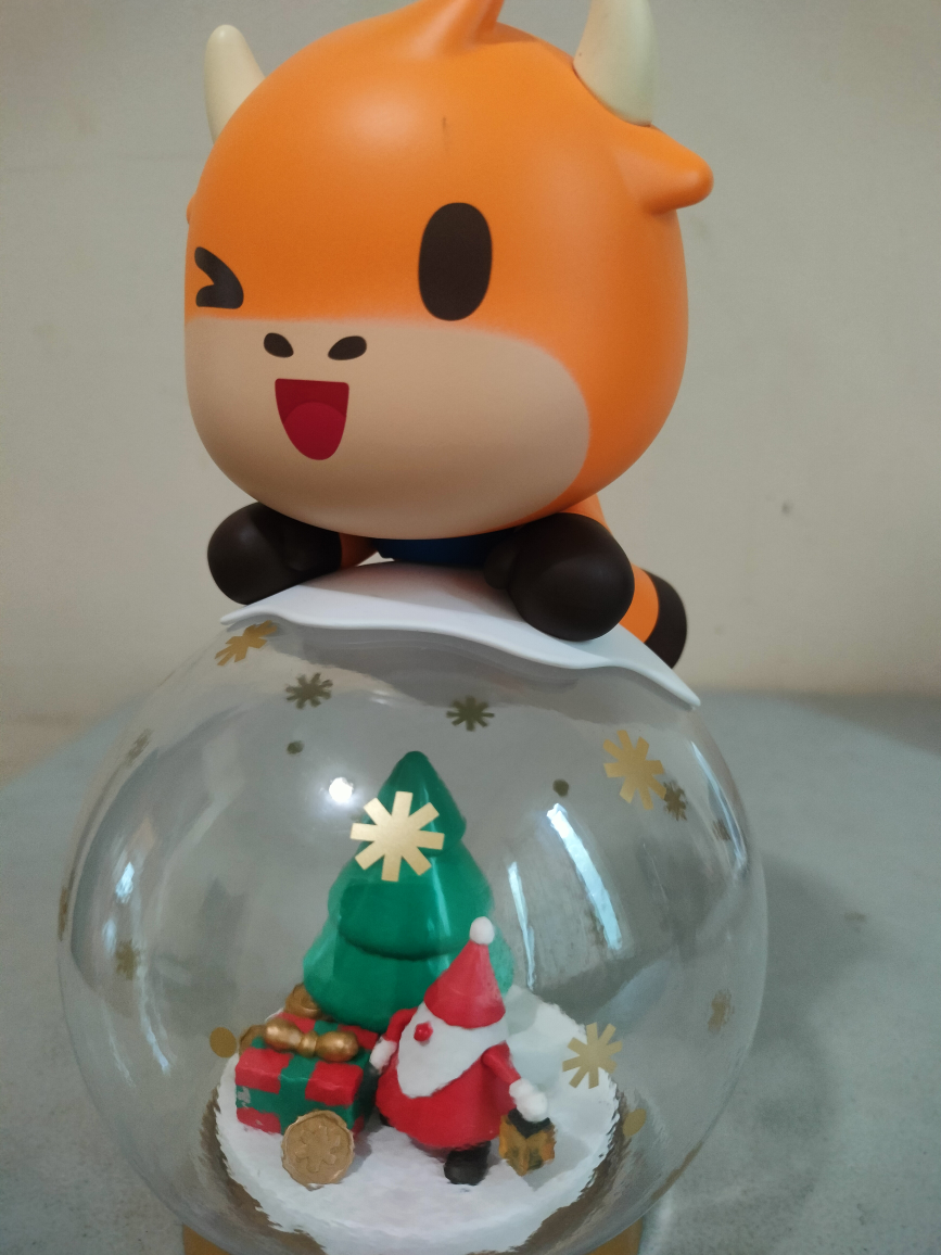 Christmas Snow Globe – $15 OBO 🎄 - photo 3