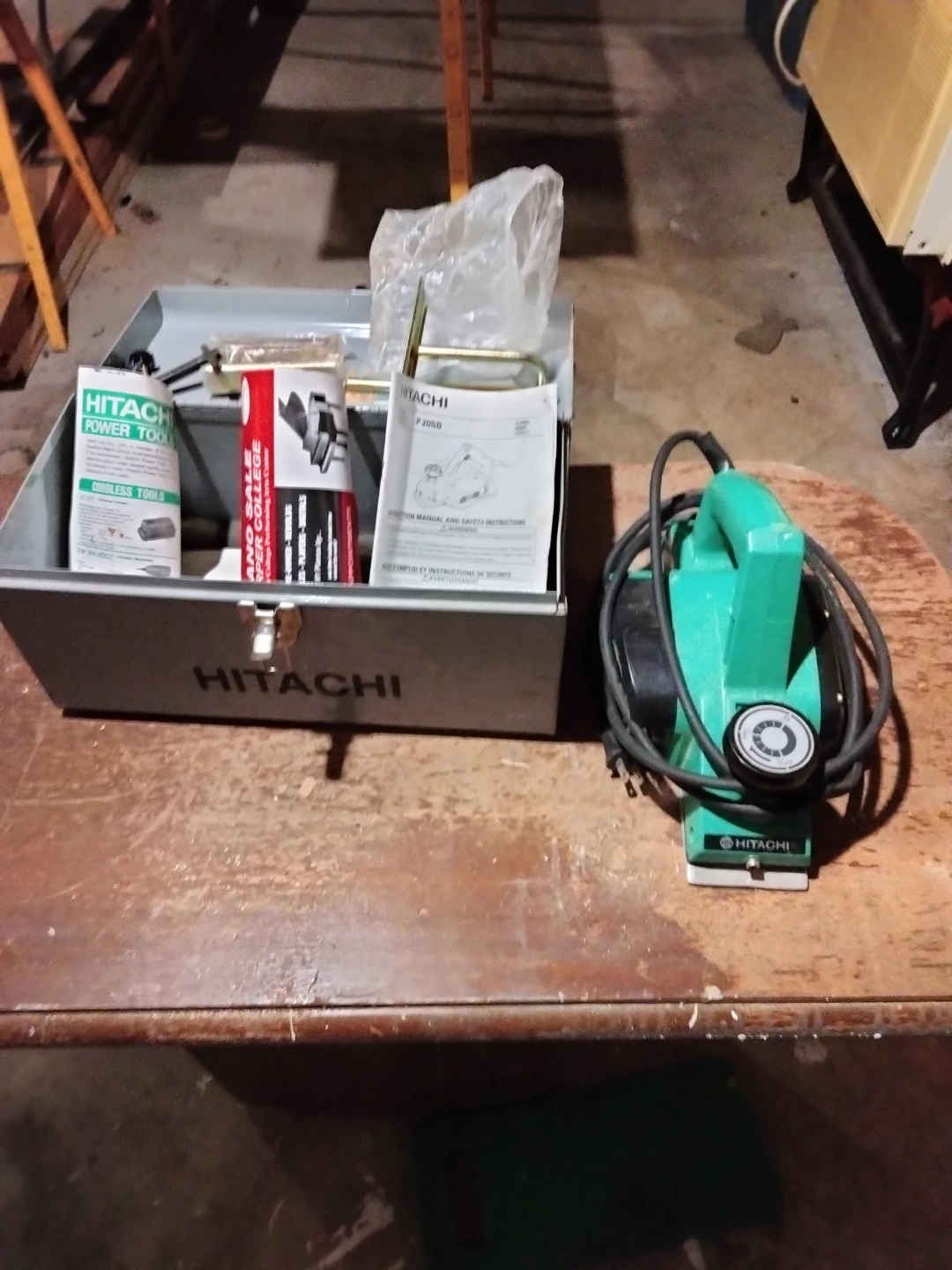 Hitachi P20SB Planer