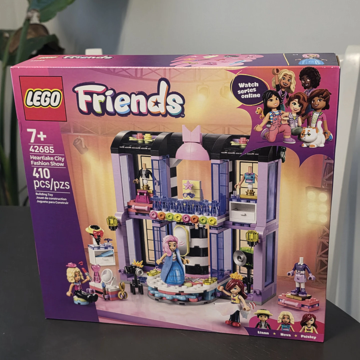 LEGO Friends 42685 Heartlake City Fashion Show Building Toy