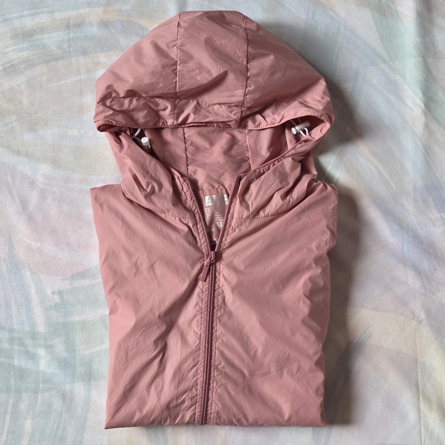 Uniqlo Women's Hooded Windbreaker Jacket - photo 4