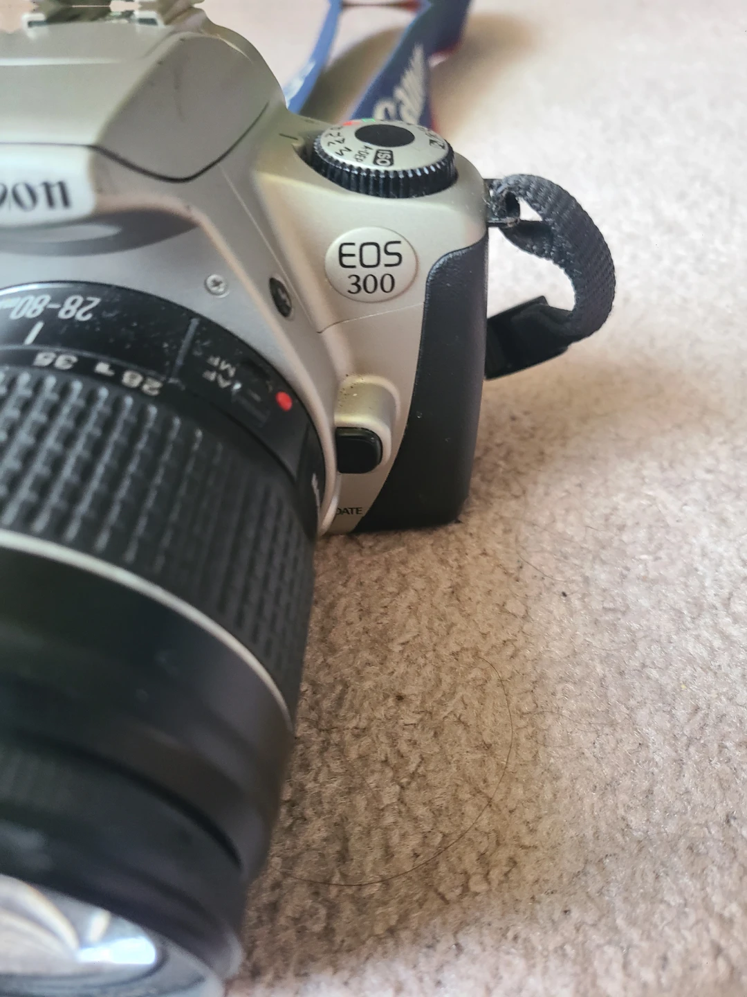Canon EOS 300 35mm Film Camera with EF 28-80mm Lens - photo 2