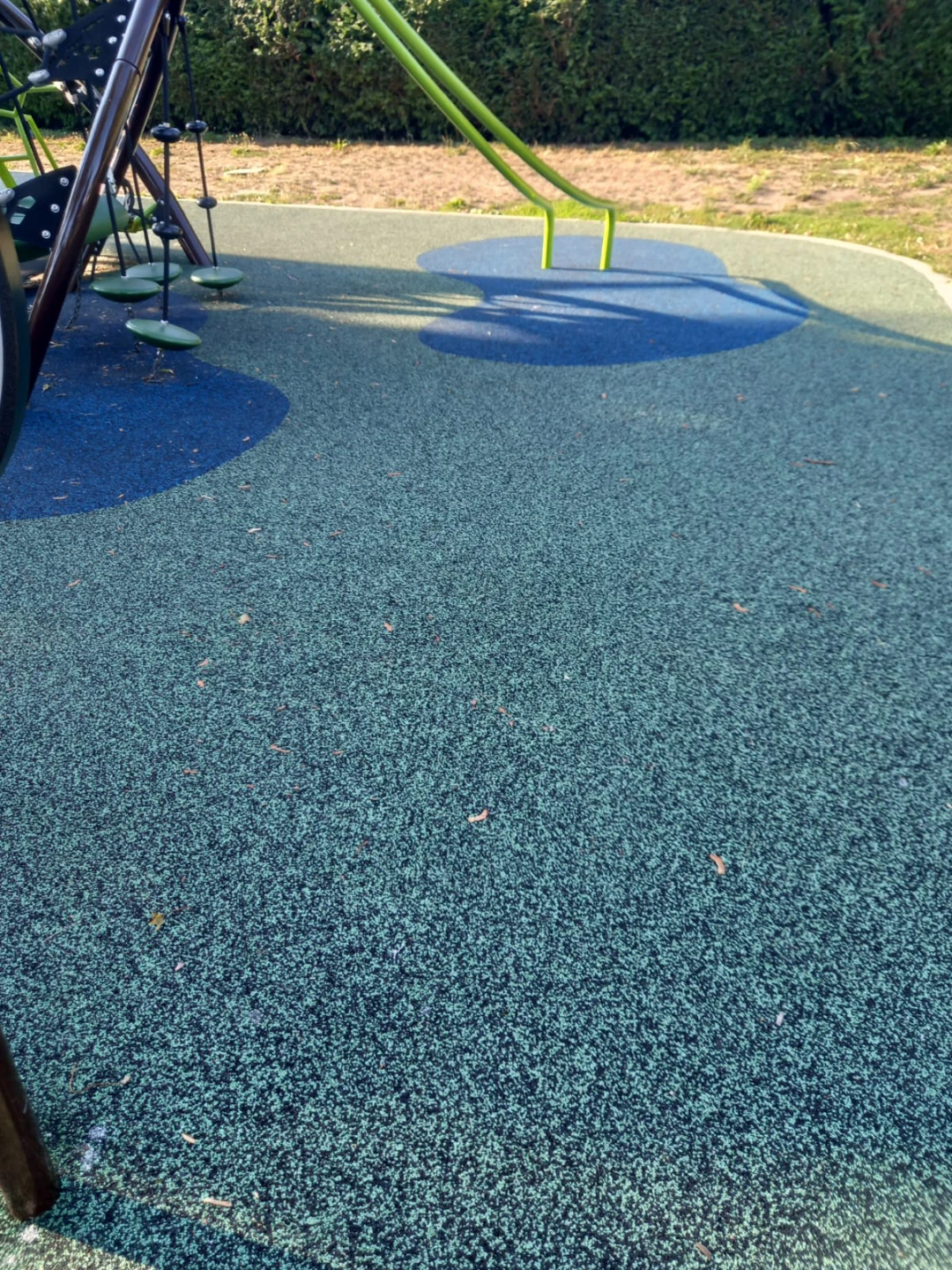 Rubber paving Resurfacing - photo 2