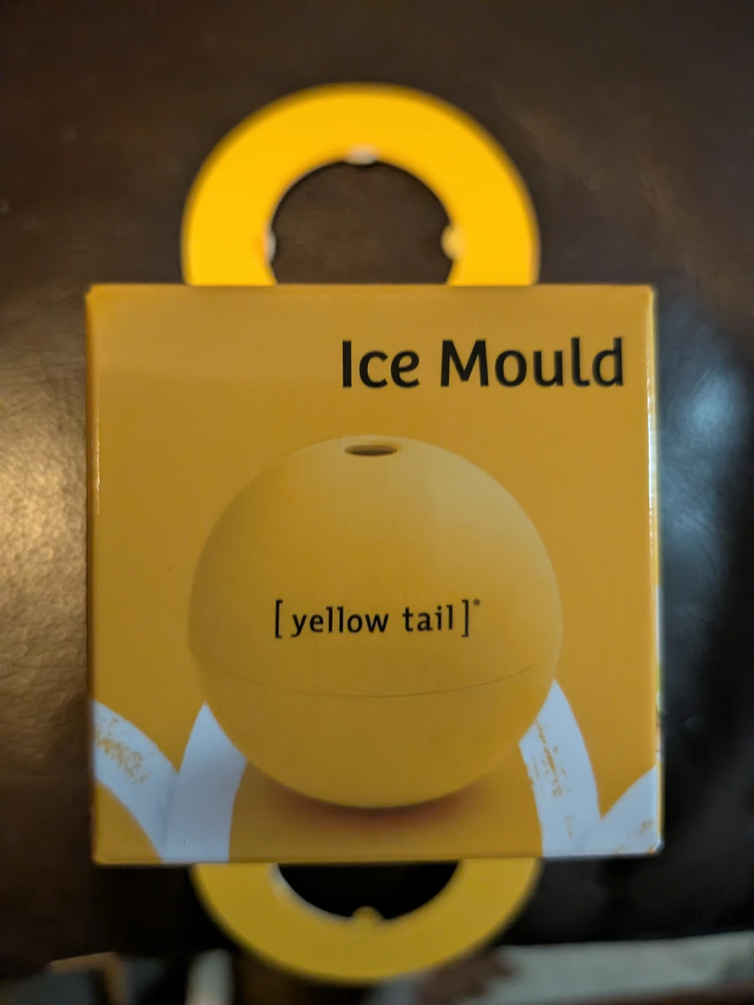 🥕 Freecycle  Yellow Tail Ice Mould - photo 3
